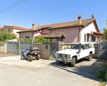 Foto Villa a schiera in Via Giovanni Becatti 32, Roma Ostia Antica