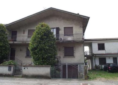 Foto Casa indipendente in Via Sordello, San Giorgio Bigarello di 139 m²