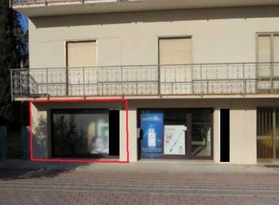 Foto Negozio in Viale Santa Margherita, Caorle Centro di 36 m² con 1 locali