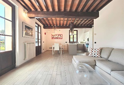 Foto Villa unifamiliare in Via Romana 206, Lucca Arancio di 91 m²