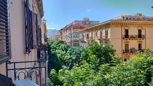 Foto Appartamento in Via XX Settembre, Palermo Politeama - Ruggiero Settimo