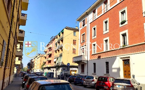 Foto Appartamento in Via Podgora, Bologna Saffi di 144 m² con 7 locali