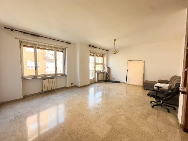 Foto Appartamento in Via Gianfrancesco Re, Torino Parella di 144 m²