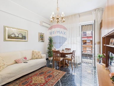 Foto Appartamento in Via Mameli, Rapallo Sant'Anna di 90 m² con 2 locali