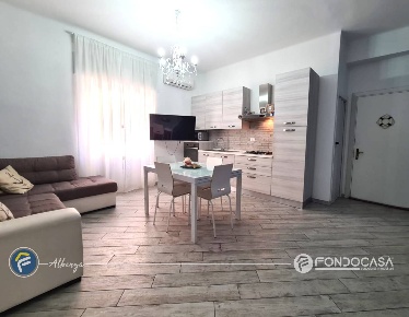Foto Appartamento in Via Piave, Albenga Centro di 64 m² con 3 locali