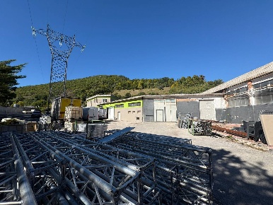 Foto Capannone industriale in VIALE PIETRO MILIANI, Fabriano Centro