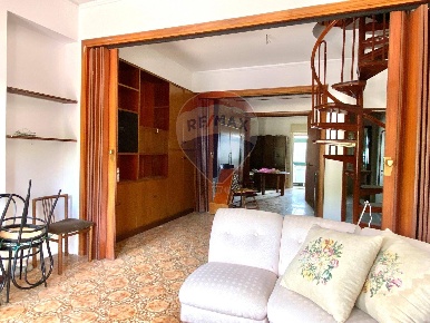 Foto Case semi ndipendenti in via ercole patti, Trecastagni di 75 m²