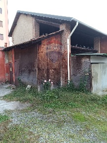 Foto Rustico in Via Roma, Pregnana Milanese di 71 m² con 2 locali