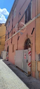 Foto Appartamento in VIA LAURA ZAMPESCHI, Tolentino Centro di 93 m²