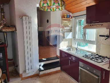 Foto Appartamento in Via Bavari, Genova Apparizione di 50 m² con 4 locali