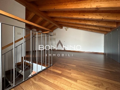 Foto Villa a schiera in via roma, Castello di Godego di 220 m² con 3 locali