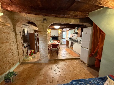 Foto Appartamento in Visconti D'Oleggio, Fermo Centro di 100 m² in vendita