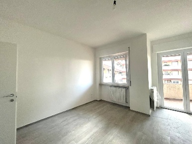 Foto Appartamento in Via Lungoaterno Sud, Pescara Porta Nuova di 100 m²