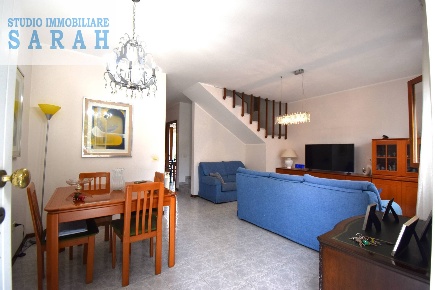 Foto Casa indipendente in Via Del Forcone, Viareggio Bicchio - Varignano
