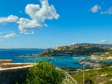 Foto Appartamento in Località Punta Tegge, La Maddalena di 55 m² in vendita