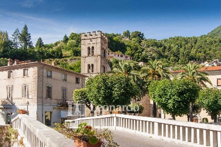 Foto Casa indipendente in Via Monte Altissimo, Seravezza Centro di 140 m²