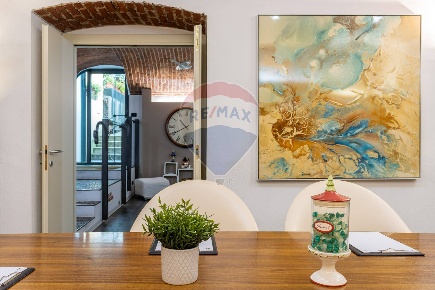 Foto Ufficio in Alzaia Naviglio Grande, Milano Navigli - Darsena di 200 m²