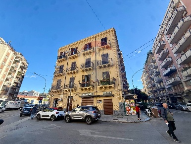 Foto Appartamento in Piazza Raffaele Busacca, Palermo Malaspina di 61 m²
