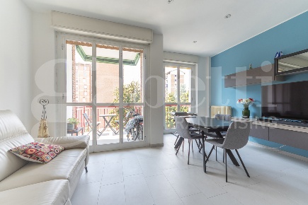 Foto Appartamento in Via Luigi Chiarelli 3, Milano Gallaratese di 95 m²