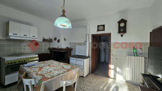 Foto Appartamento in Rigutino - Loc Sassaia, Arezzo Rigutino di 145 m²