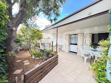 Foto Villa unifamiliare in FOGGIA, Bari Santo Spirito di 60 m² con 3 locali