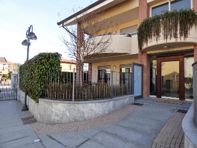 Foto Appartamento in Via Pagno 11, Saluzzo Centro di 92 m² con 4 locali