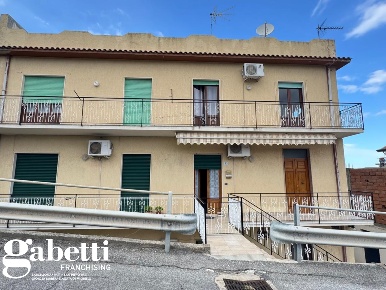 Foto Appartamento in Contrada San Giovanni 77, Patti Centro di 120 m²