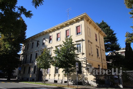 Foto Ufficio in Viale Diaz 13, Busto Arsizio Ospedale di 110 m² in vendita