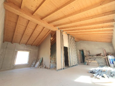 Foto Appartamento a Lucca Ponte a Moriano di 120 m² con 4 locali in vendita