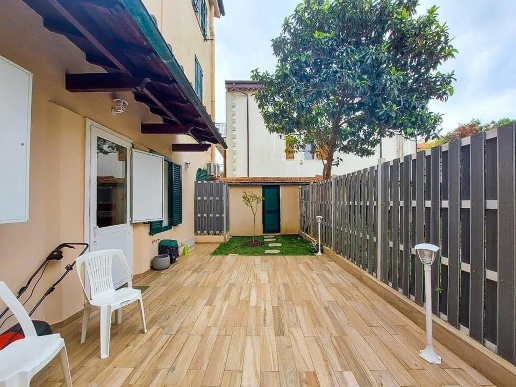 appartamento in vendita a Livorno in zona Ardenza