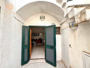 Foto Appartamento a Alessano Centro di 65 m² con 2 locali in vendita