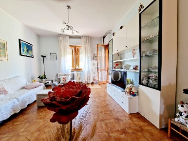 Foto Appartamento a Campi Bisenzio Centro di 100 m² con 4 locali in vendita