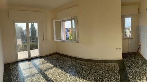 Foto Appartamento a Calcinaia Fornacette di 140 m² con 6 locali in affitto