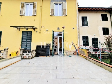 Foto Casa indipendente a Campi Bisenzio Capalle, La Villa, Esselunga