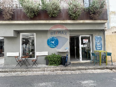 Foto Attività commerciale in via vespucci, Ragusa Marina di Ragusa Centro