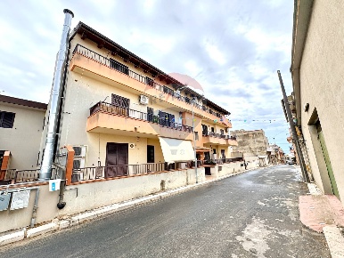 Foto Attico in Via Mazzini 16, Mazzarrone di 112 m² con 6 locali in vendita