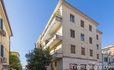 Foto Appartamento in Viale Spolverini, Verona Borgo Venezia di 120 m²