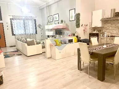 Foto Appartamento in via Paolo Borsellino, Misterbianco Centro di 103 m²