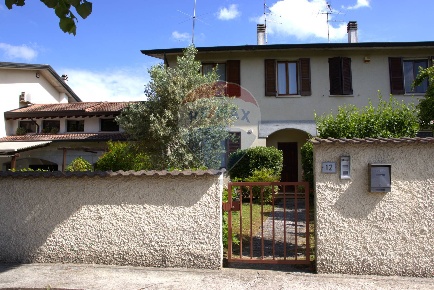 Foto Villa a schiera in via Mario Amato, Porto Mantovano Sant'antonio