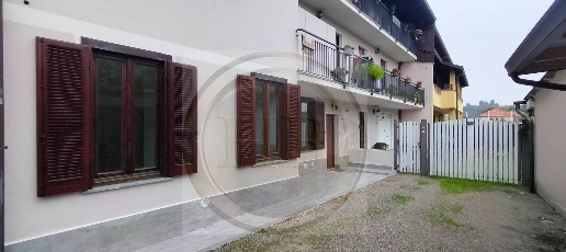 Foto Appartamento in via  IV Novembre, Cavaria con Premezzo Centro di 85 m²