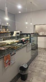 Foto Bar a Magenta Centro di 60 m² con 3 locali in vendita