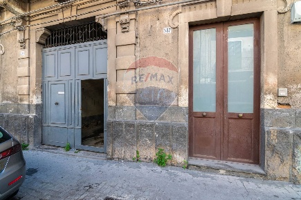 Foto Appartamento in Via Gian Battista Nicolosi, Paternò di 85 m²