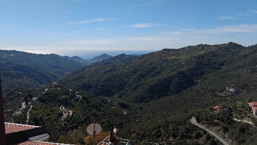 Foto Appartamento in via cassano, Perinaldo di 82 m² con 4 locali