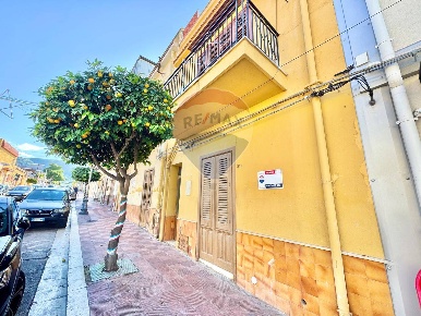 Foto Appartamento in Corso Vittorio Emanuele III 398, Terrasini Centro