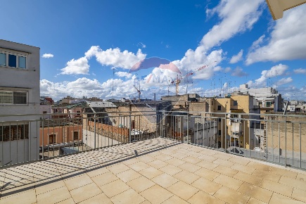Foto Attico in Via Dante Alighieri, Bari Libertà di 139 m² con 4 locali