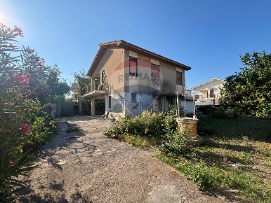 Foto Villa singola in Via del Mare, Augusta di 145 m² con 6 locali