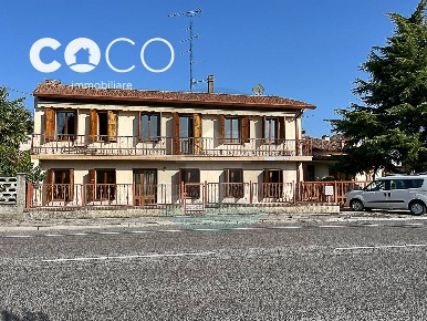 Foto Rustico in via gorizia, Farra d'Isonzo di 300 m² con 10 locali