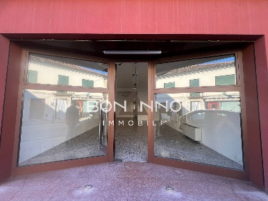 Foto Ufficio in via marconi, Castello di Godego Centro di 70 m² in affitto