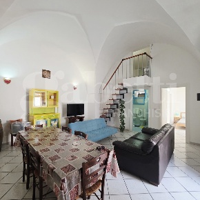 Foto Appartamento a Ugento Centro di 80 m² con 4 locali in vendita