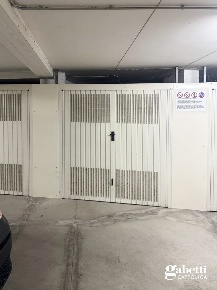 Foto Box in Via zandonai 1, Gabicce Mare Centro di 18 m² in vendita